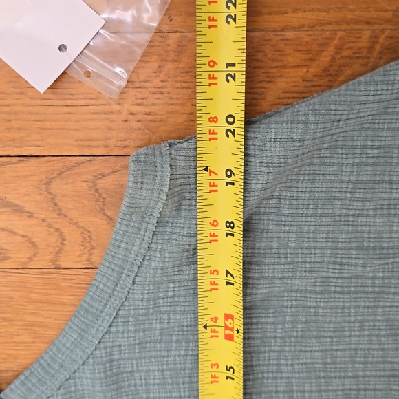 SO BRAND WOMENS JUNIOR SIZE GREEN TANK TOP SIZE LARGE - Picture 9 of 12